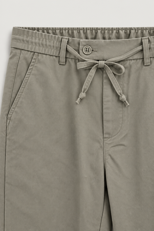 Chino à cordon